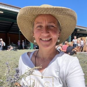 Meet your Posher, Joanna